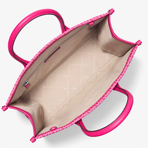 Michael Kors Mirella Medium Ombré Logo EW Tote Bag 
Dragonfruit 
NWT - Picture 13 of 14